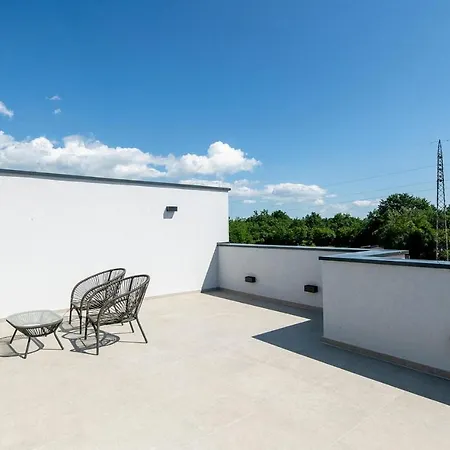 Lara Nova Vas Tatil Evi Poreč